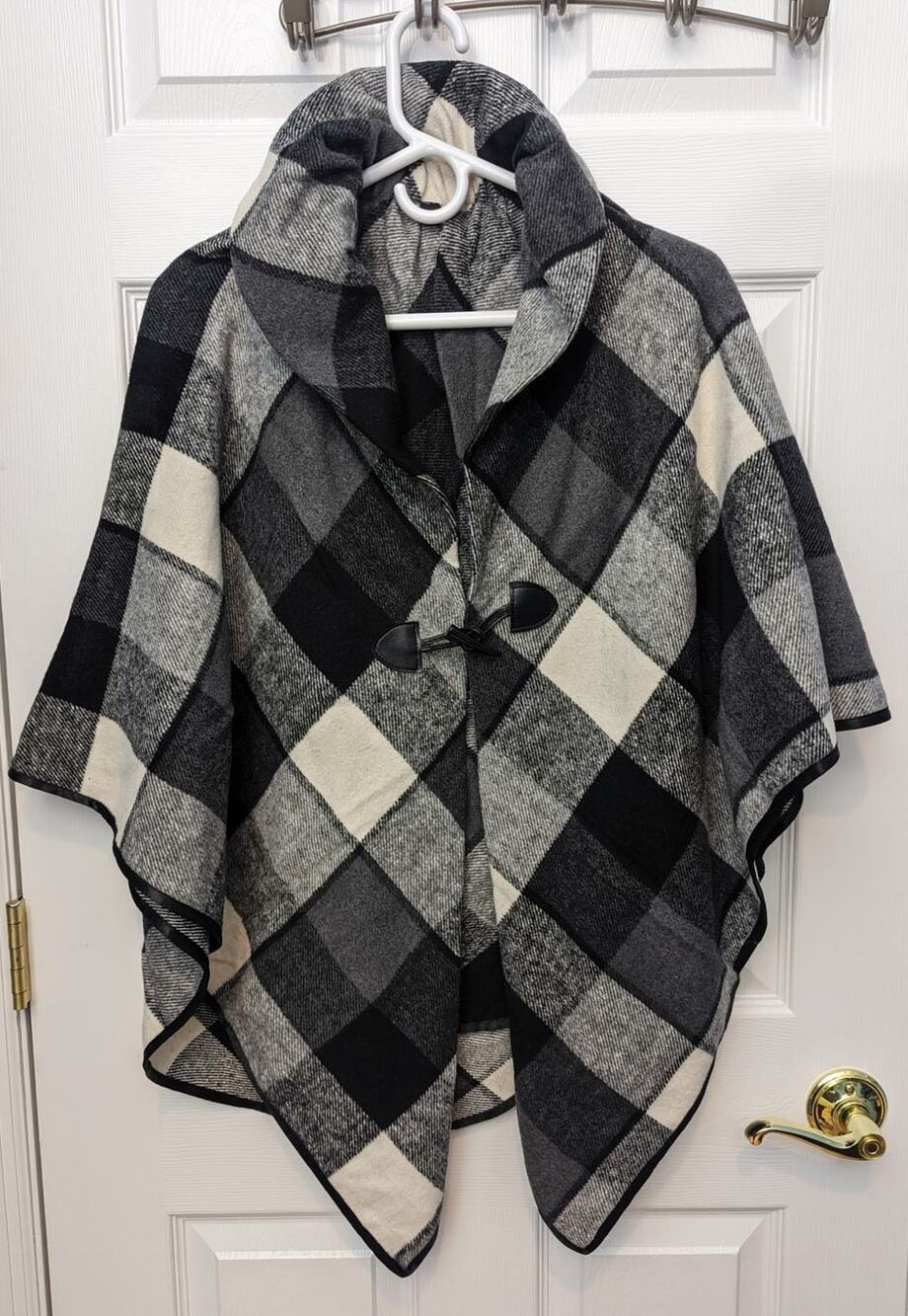Poncho Cape Plaid Blanket Jacket Black And White Spring Fall Transitional